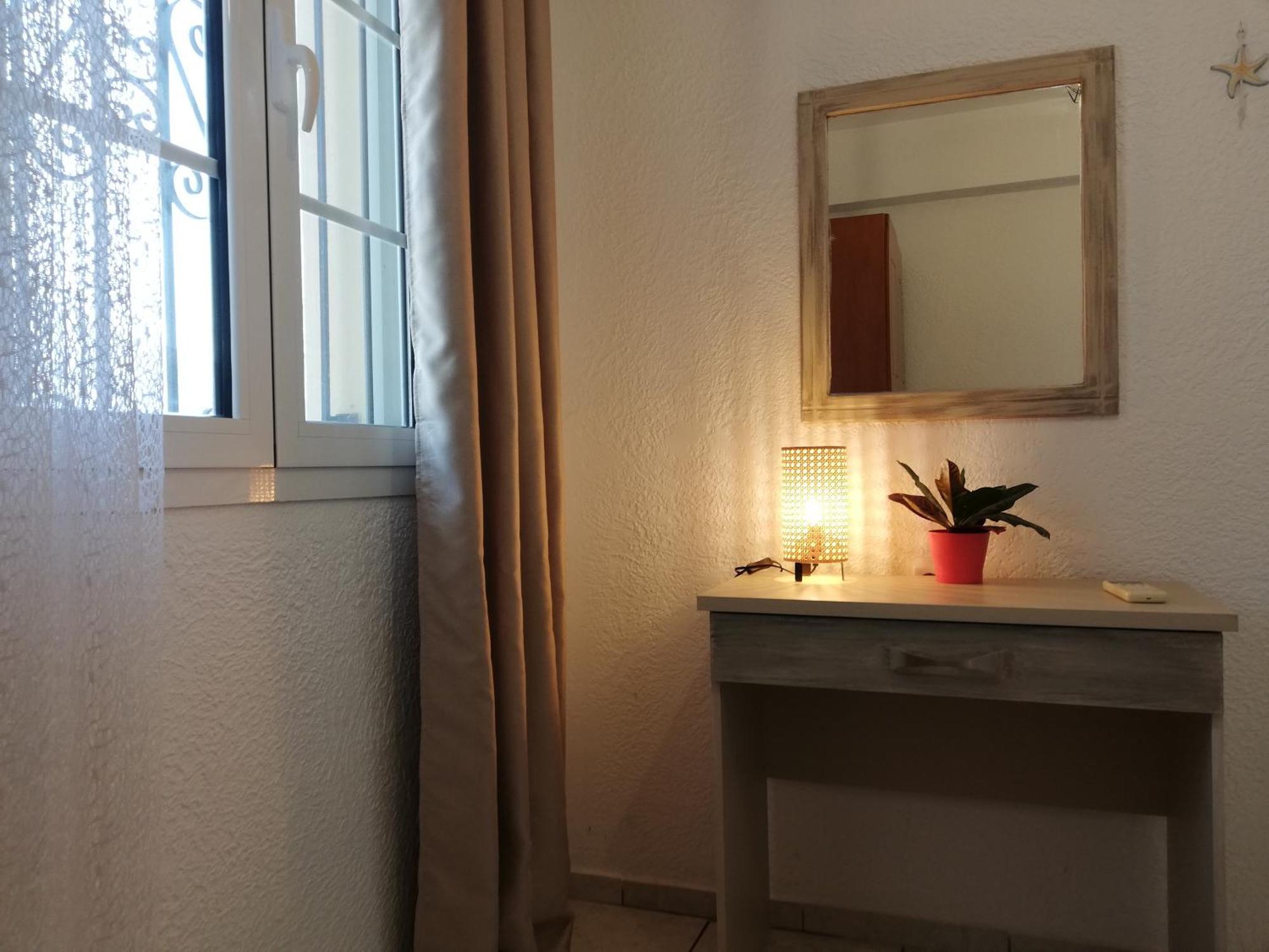Apartment Panormitis Pizanias *