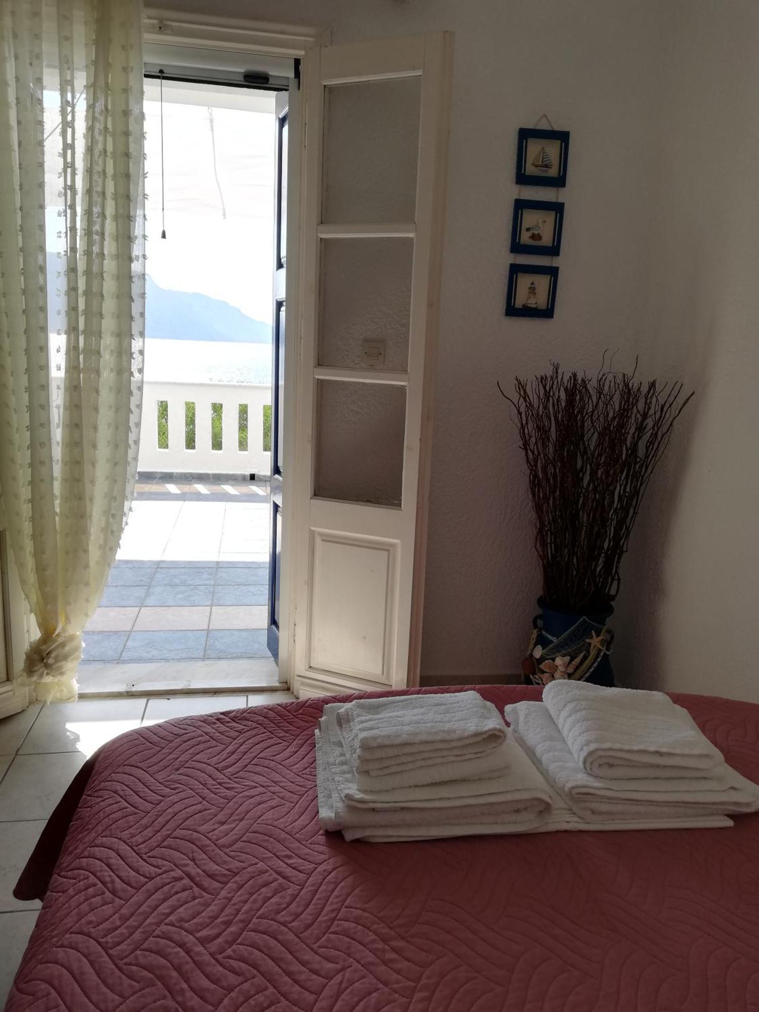 Panormitis Pizanias Apartment Skalia