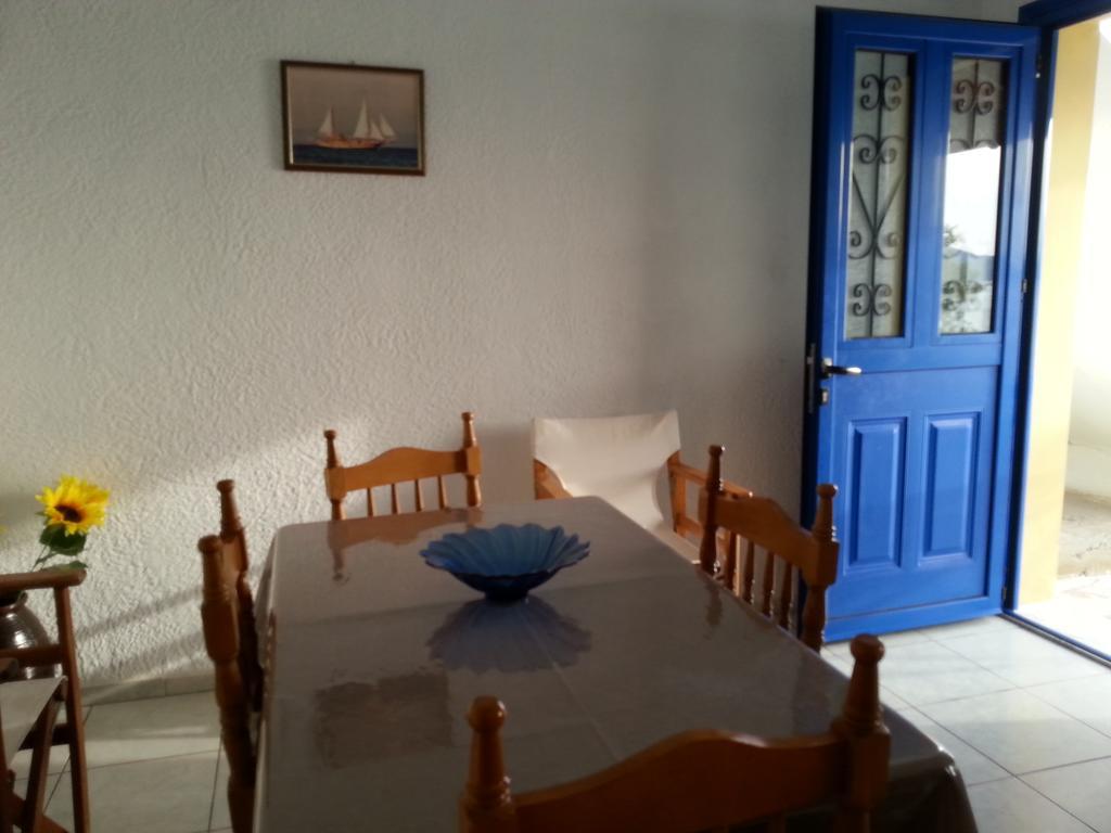 Apartment Panormitis Pizanias *