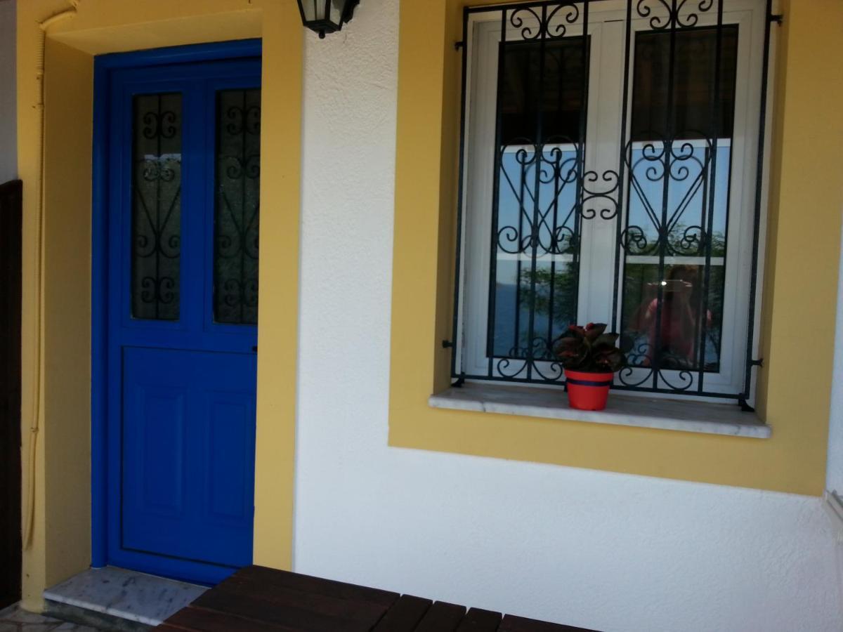 Panormitis Pizanias Apartment *